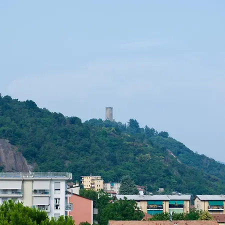 アパート Stupenda Mansarda Con Balcone *