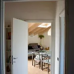 Stupenda Mansarda Con Balcone Apartment Como